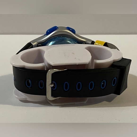 NEW Innovage Gear Blue and Silver Digital Watch - Picture 4 of 4